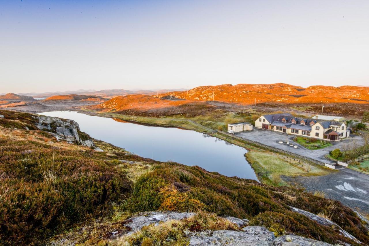 Doune Braes Hotel Breasclete Экстерьер фото